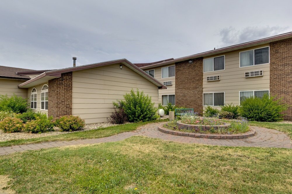 Фото Fireside Inn & Suites