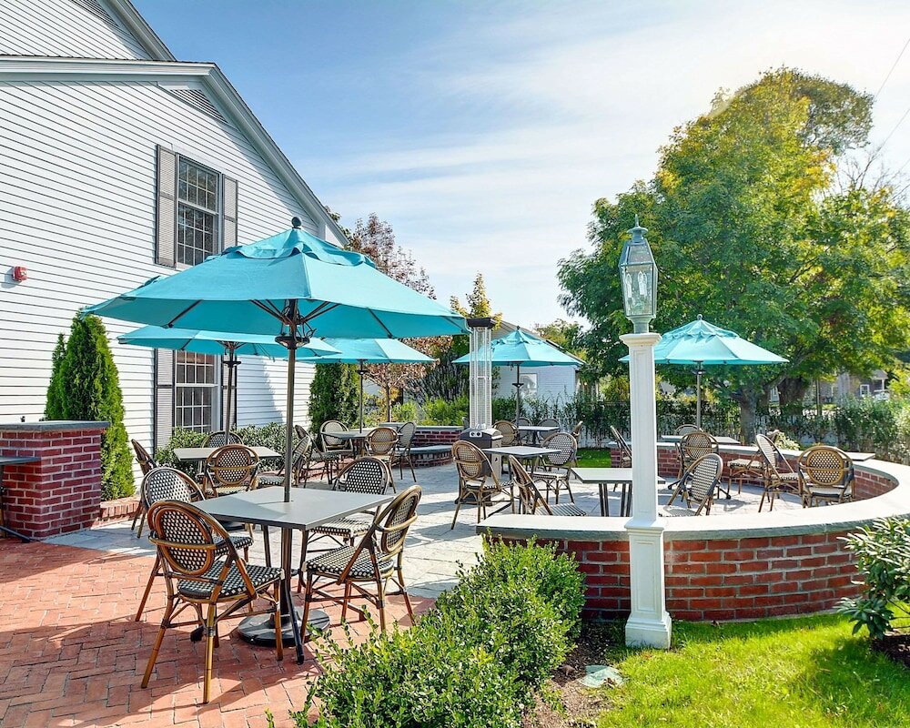 Фото Edgar Hotel Martha's Vineyard, Ascend Hotel Collection