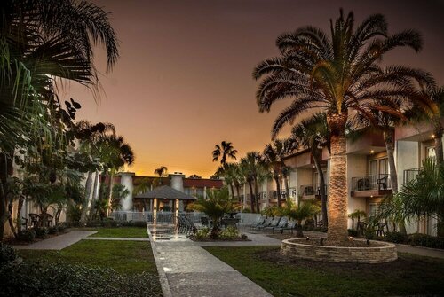 Гостиница La Quinta Inn by Wyndham Clearwater Central в Клируотере