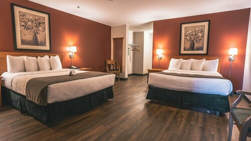 Гостиница Quality Inn and Suites в Саскатуне