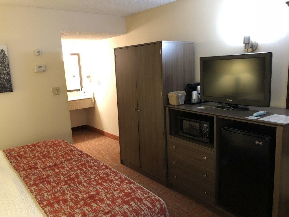 Фото Mho Inn & Suites
