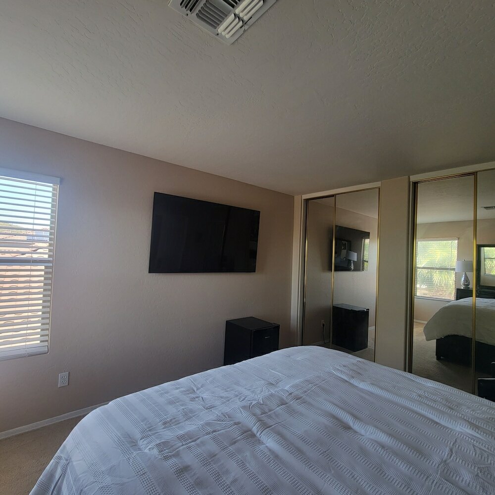 Фото Happy Valley House