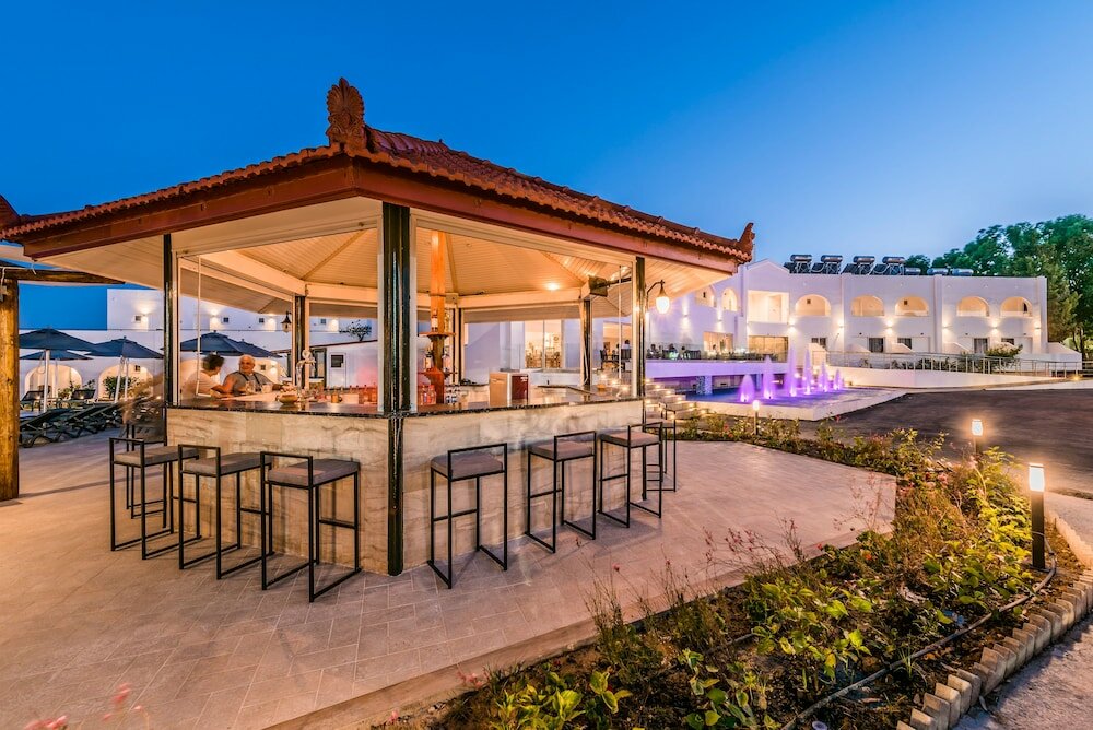 Фото отеля 3