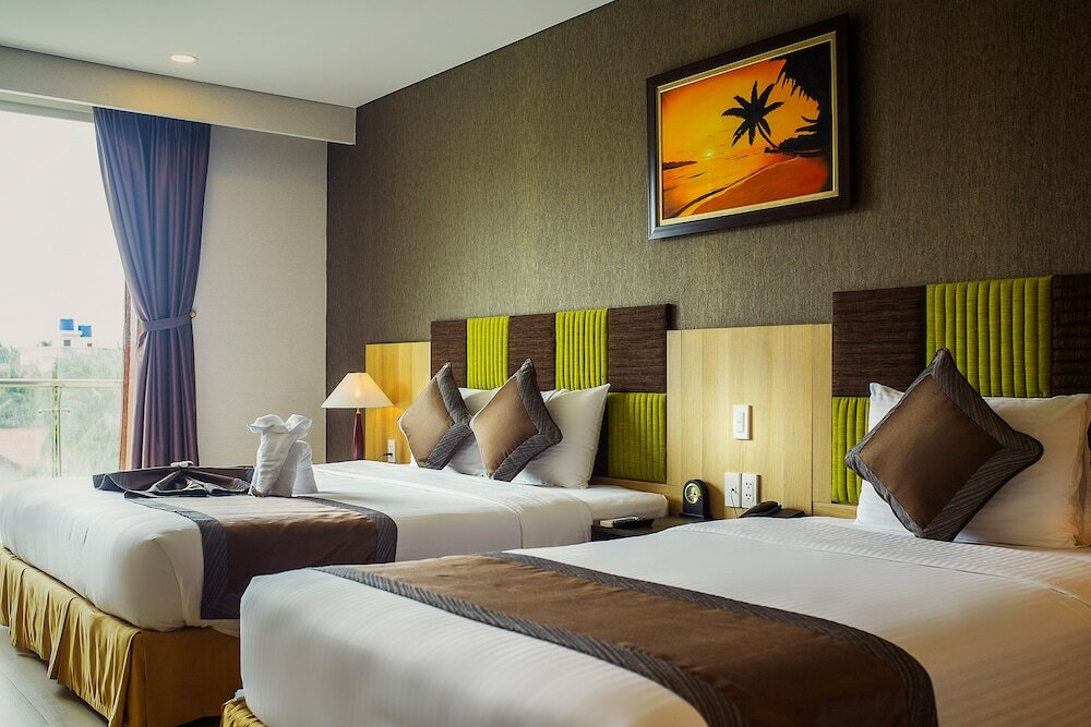 Фото Muong Thanh Holiday Hoi An Hotel