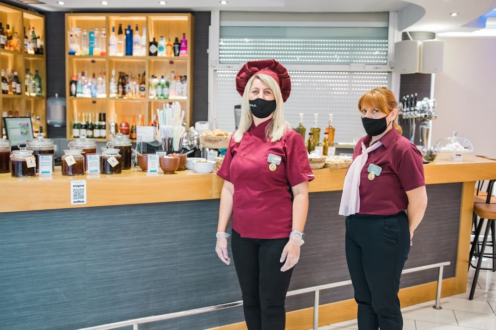 Фото Atlantis Hotel