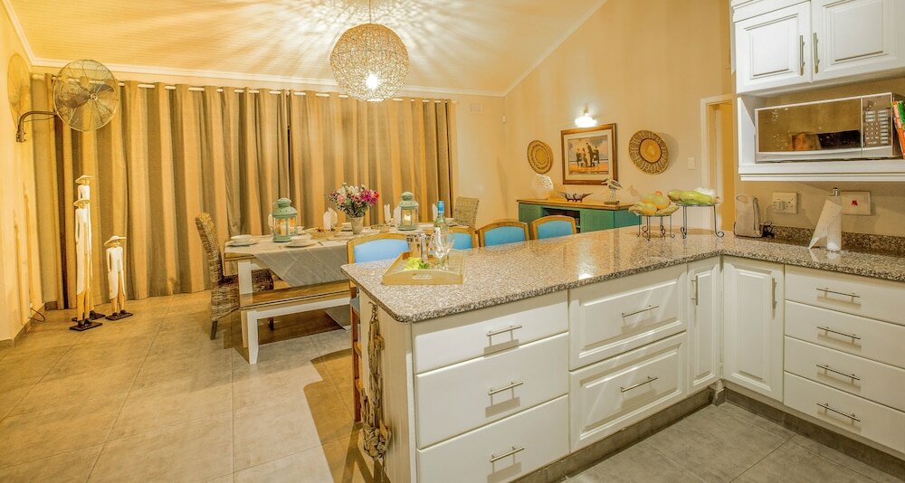 Фото Amanzi Beach House