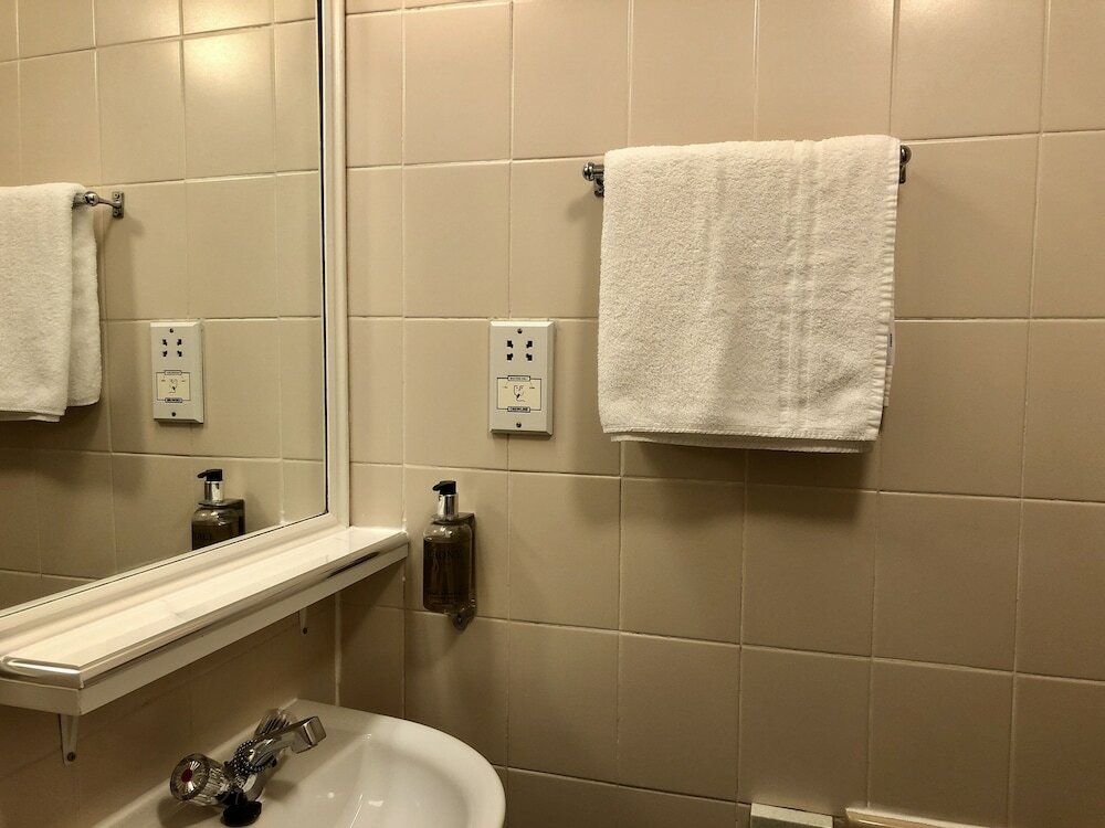 Фото Mitre House Hotel