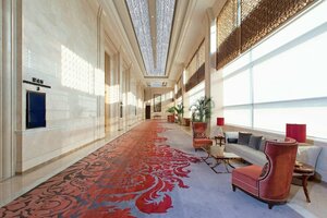 Гостиница Sheraton Grand Wuhan Hankou Hotel
