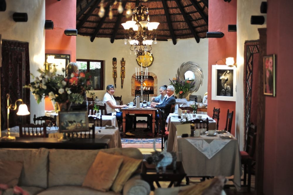 Фото Moontide Guest Lodge