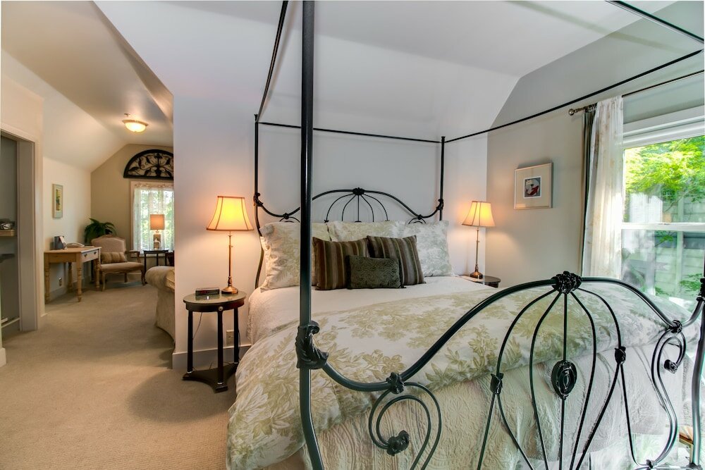 Фото Winchester Inn