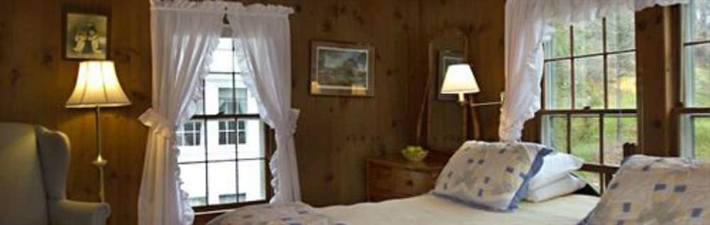 Фото Arlington's West Mountain Inn