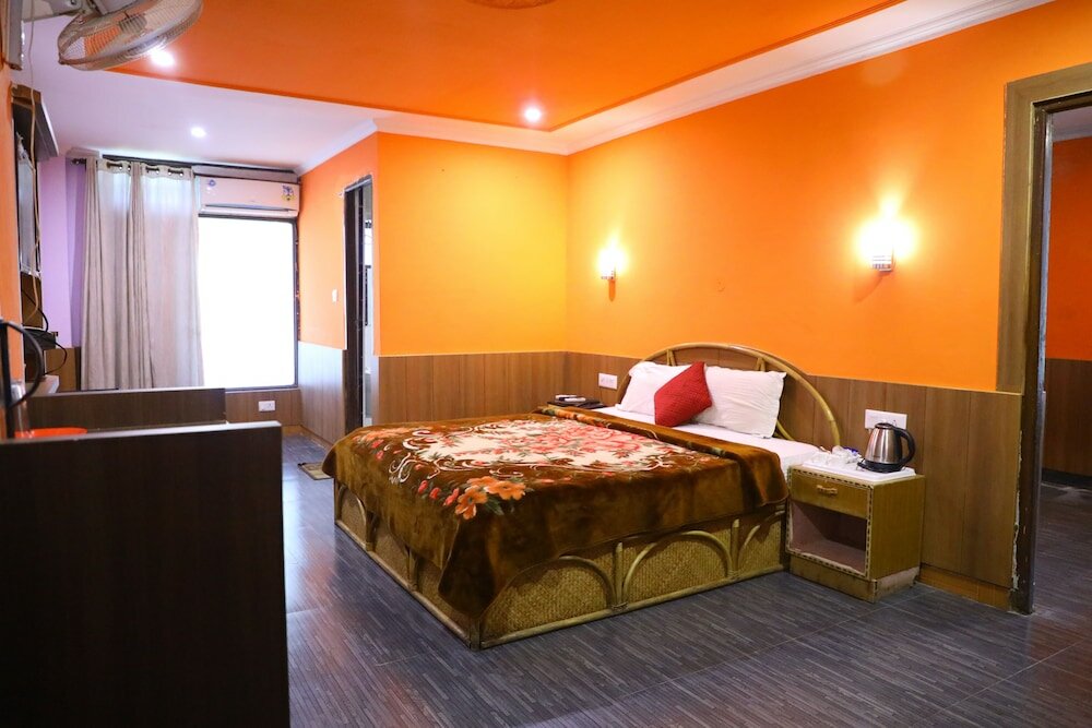 Фото Hotel The Woodz