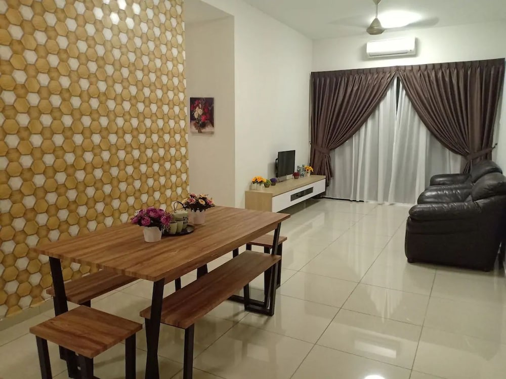 Фото BLeisure Parkland Homestay