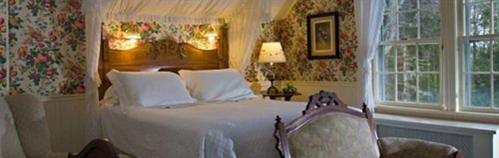 Фото Arlington's West Mountain Inn