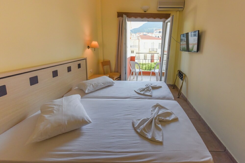 Фото Отель Samos City