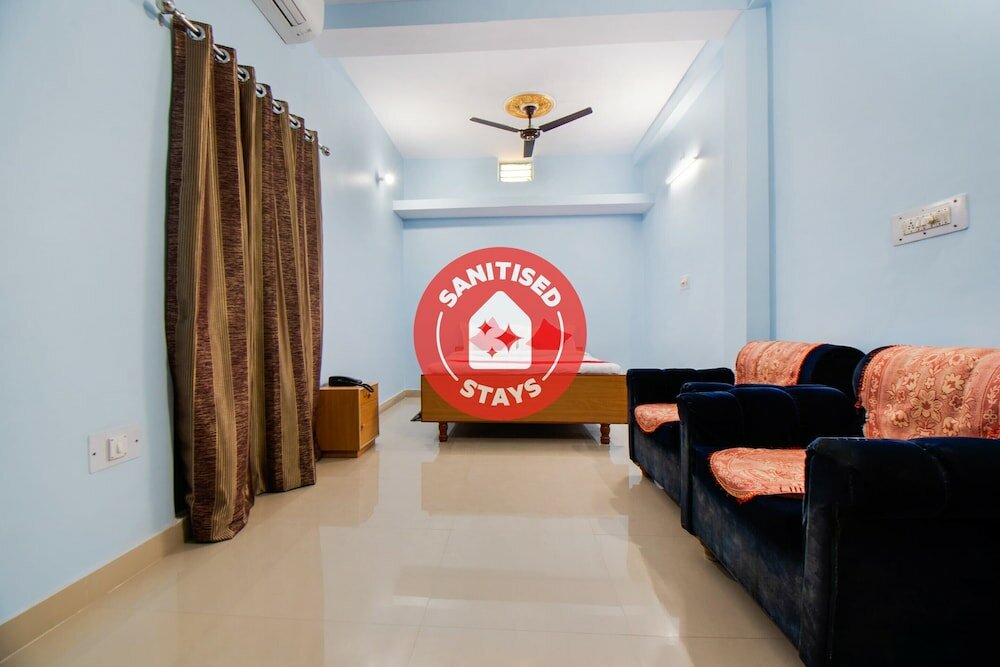 Фото Oyo 28156 Adam's Bridge International Hotel