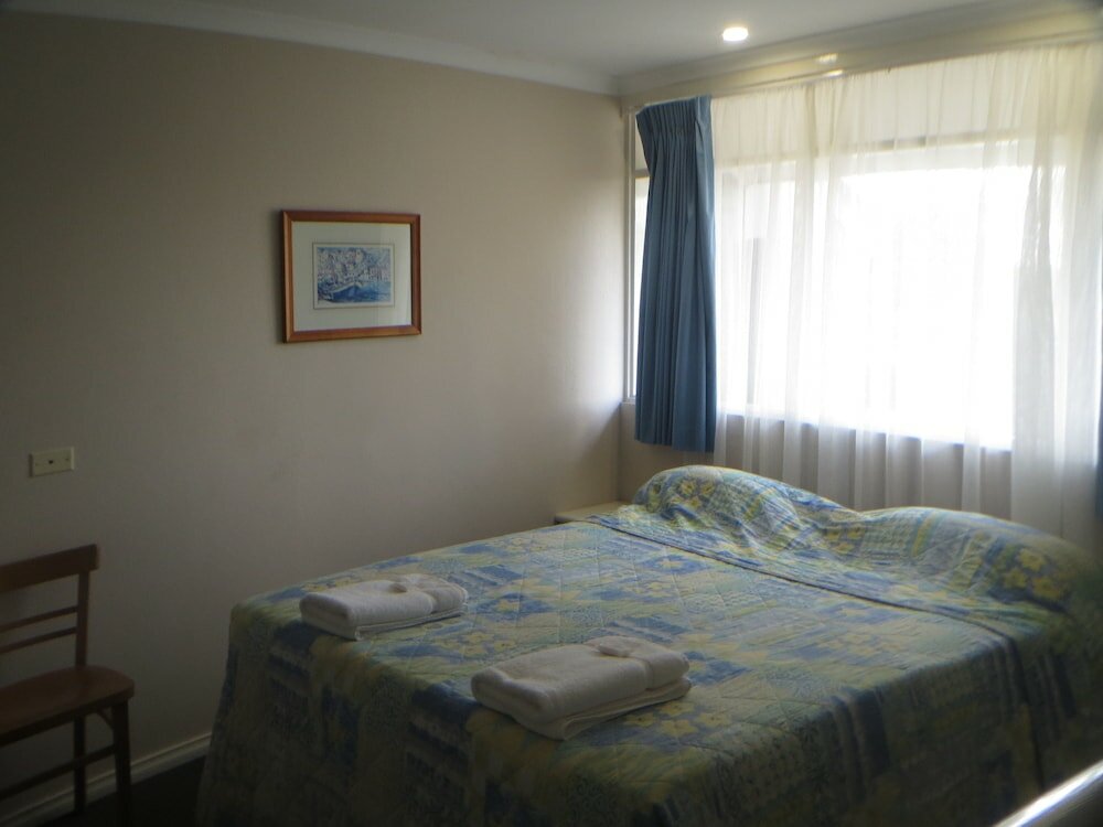 Фото Coachman Hotel Motel