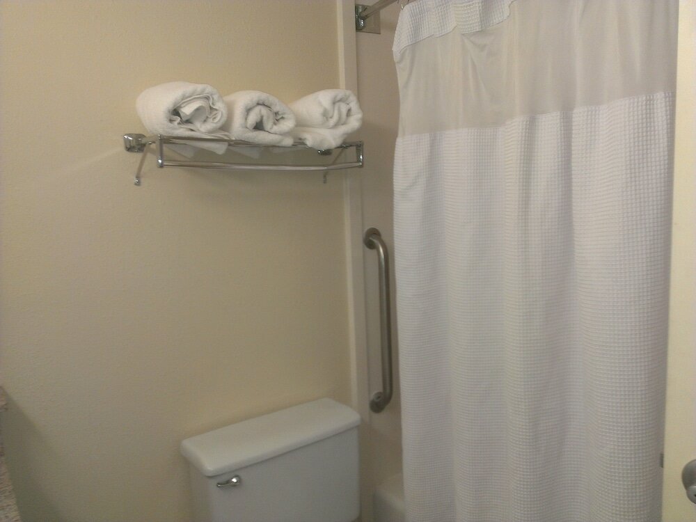 Фото Hotel I-64 Richmond