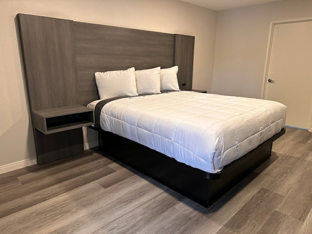 Фото Five Star Inn West Covina