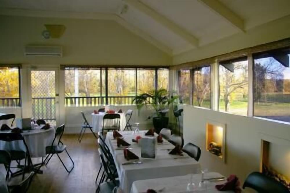 Фото Jugiong Motor Inn