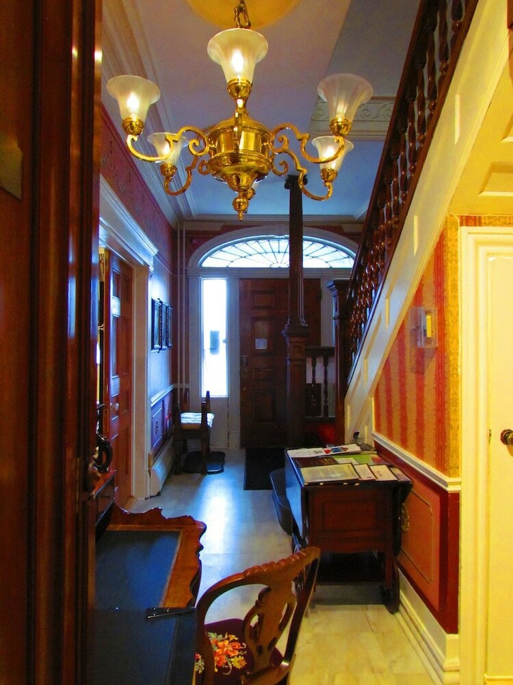 Фото The Noble Suites