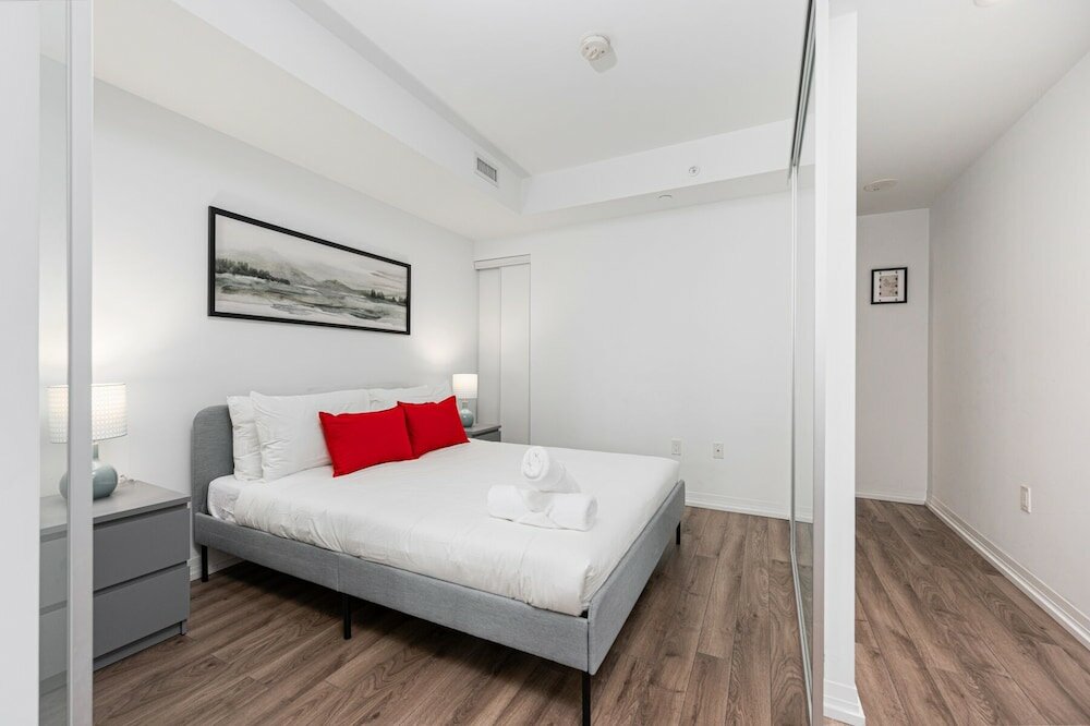 Фото Jarvis Vacation Suites