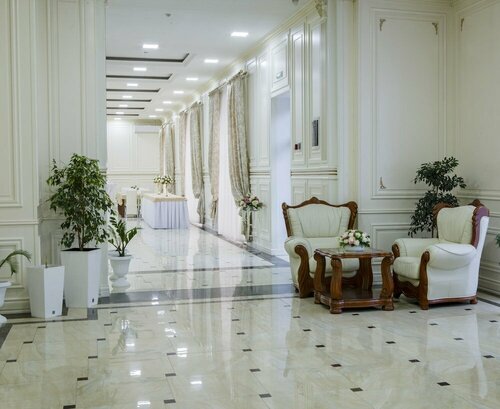 Внешний вид отеля The Plaza Hotel Bishkek в Бишкеке, фото 4