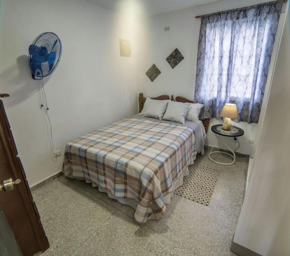 Фото Hostal Magallanes Romana