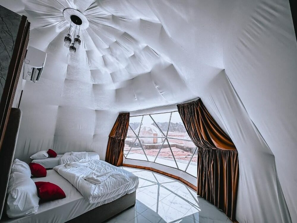 Фото Wadi Rum Rose camP