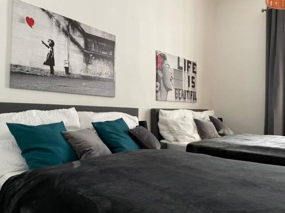 Фото Designer Apartment - 5 min to Center