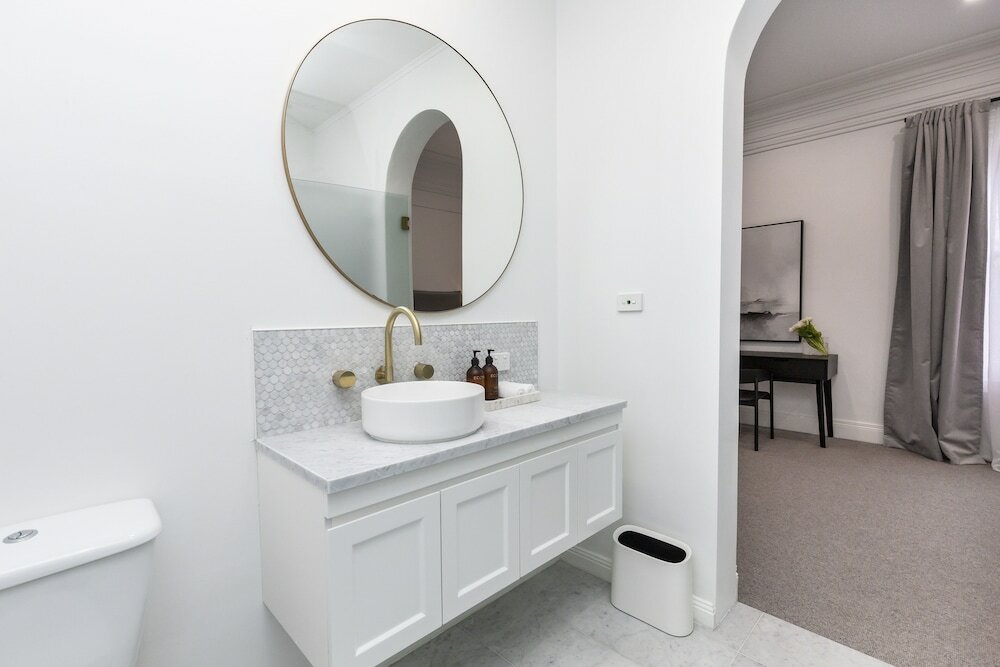 Фото Victoria Hall Apartments