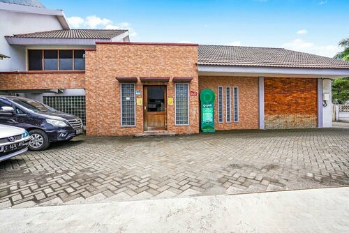 Гостиница Capital O 90888 Bintang Diponggo в Сурабае