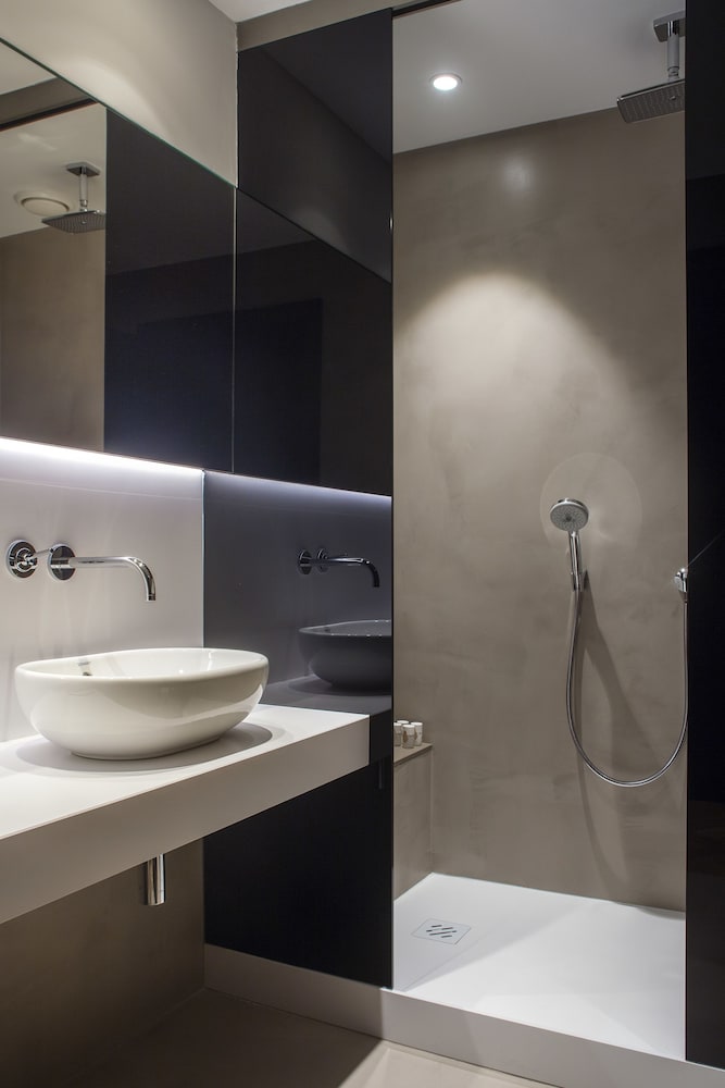 Фото Alexandra Barcelona Hotel, Curio Collection by Hilton