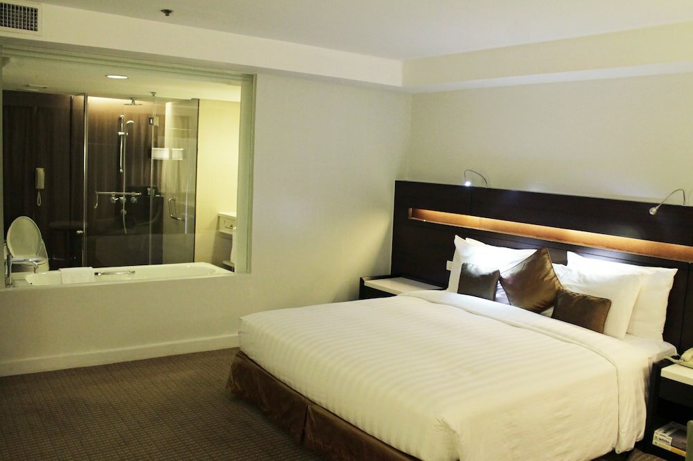 Фото Century Park Hotel