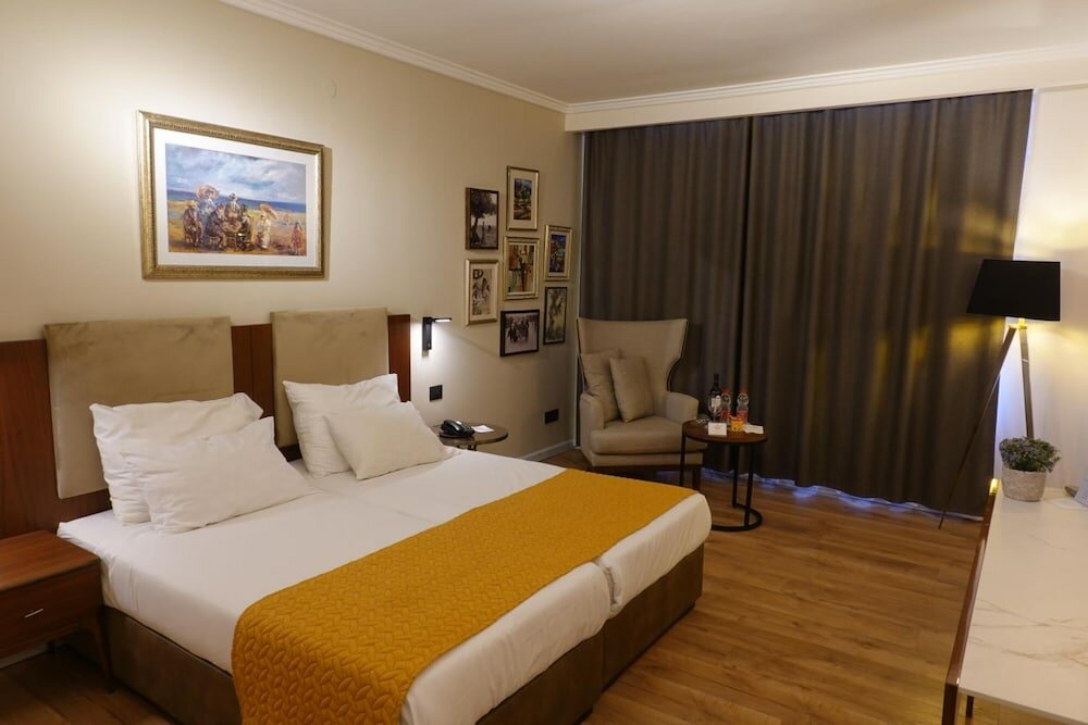 Фото Nazareth Plaza Hotel