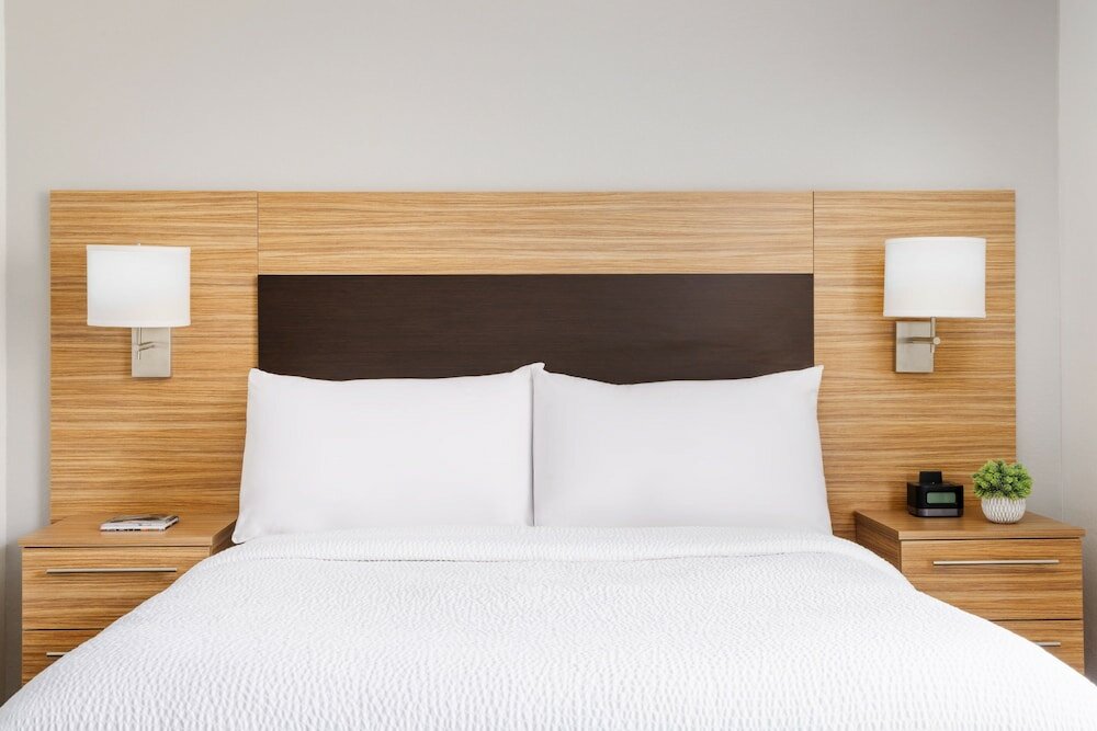 Фото TownePlace Suites by Marriott Manchester