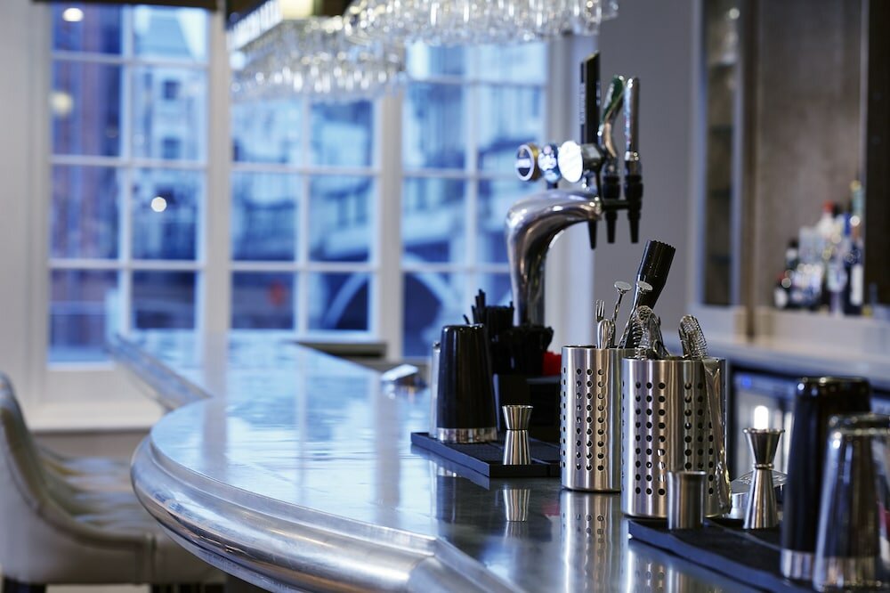 Фото Sir Christopher Wren Hotel