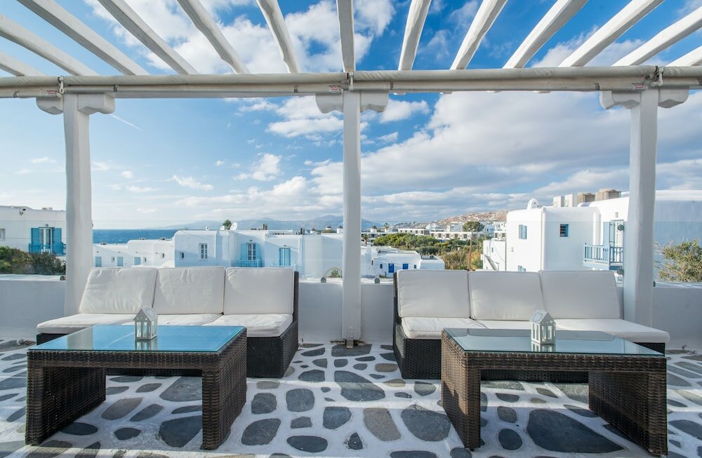Фото Mykonos Adonis Hotel