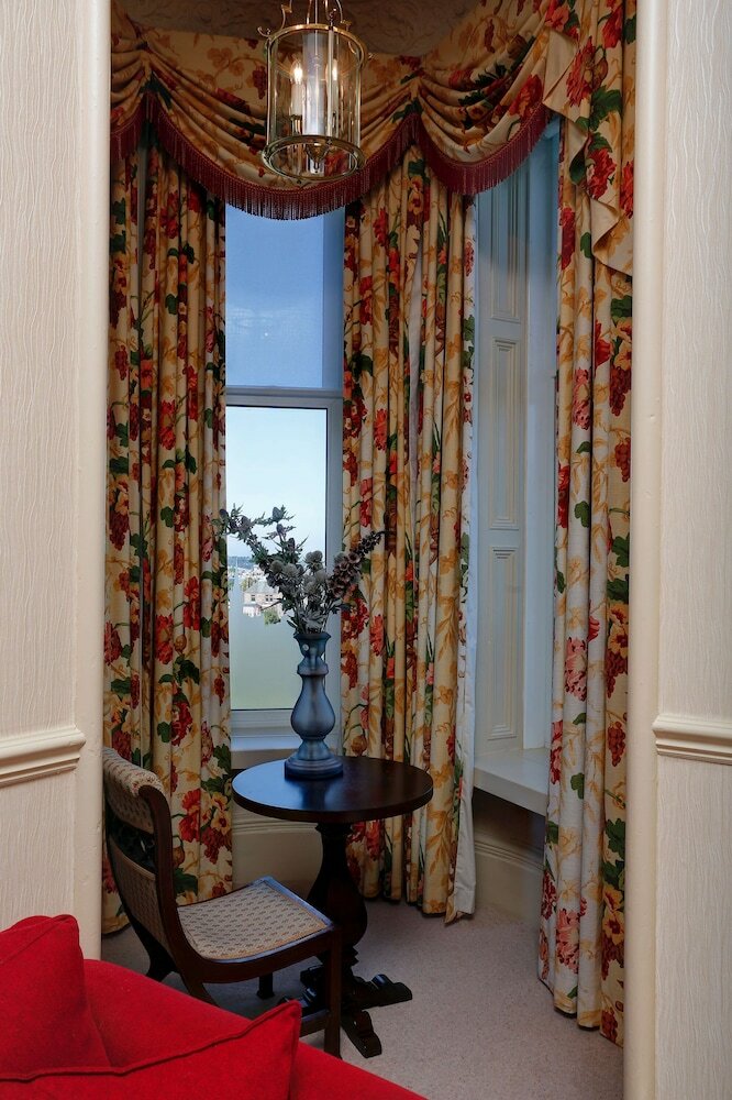 Фото Best Western Edinburgh South Braid Hills Hotel