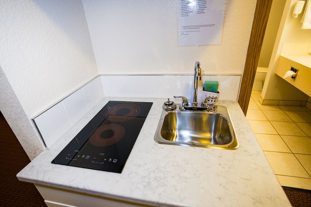 Фото Super 8 by Wyndham Drayton Valley