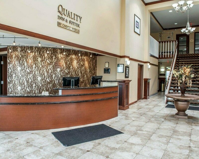 Гостиница Quality Inn & Suites Greenfield I-70 в Гринфилде