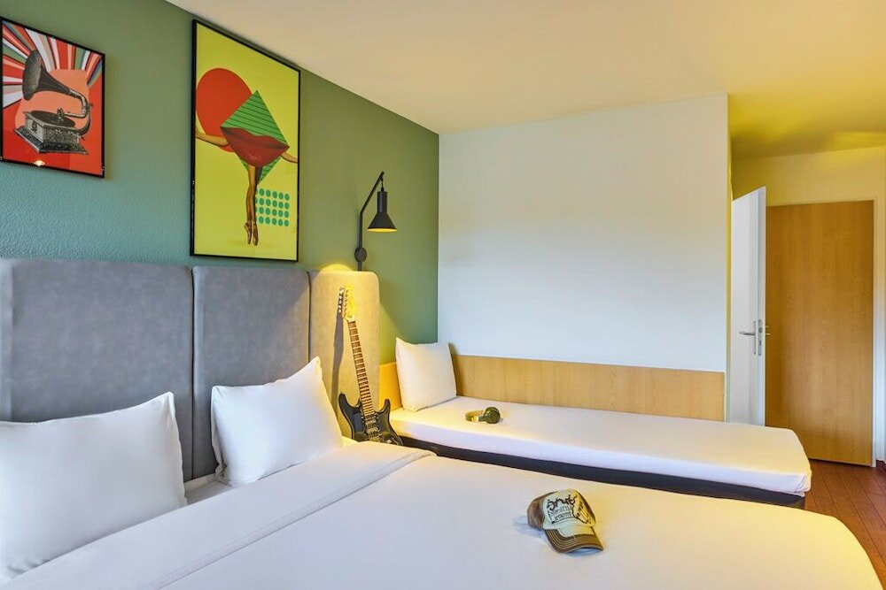 Фото Ibis Baar Zug