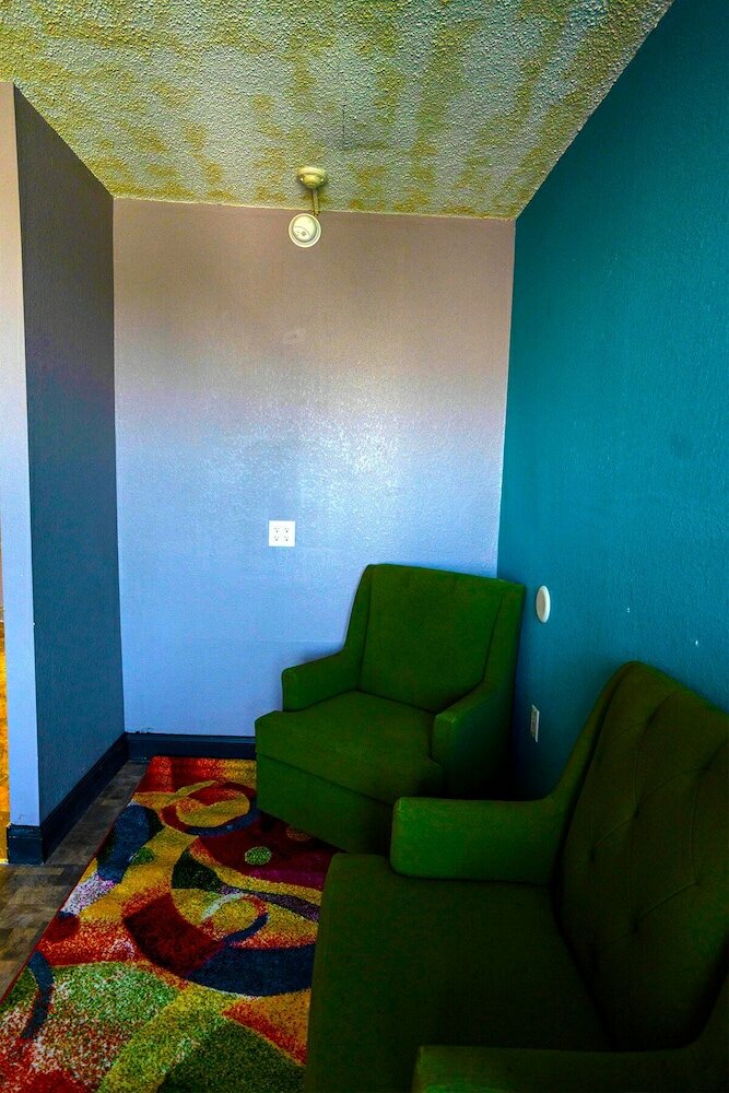 Фото Philly Inn & Suites