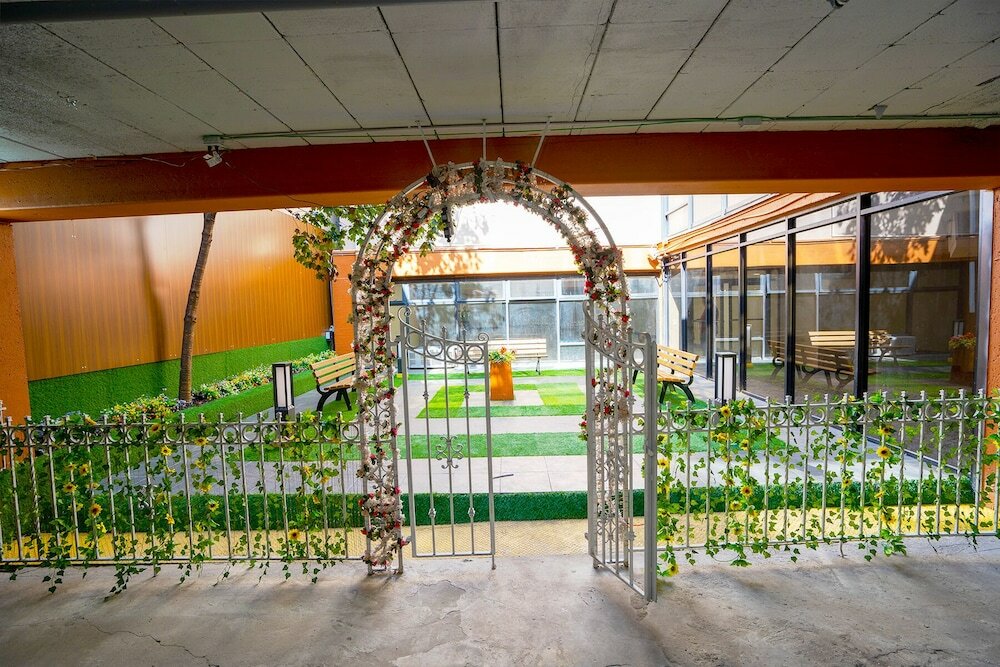 Фото Philly Inn & Suites