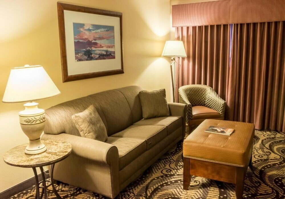 Фото Mcm Elegante Lodge & Suites Ruidoso