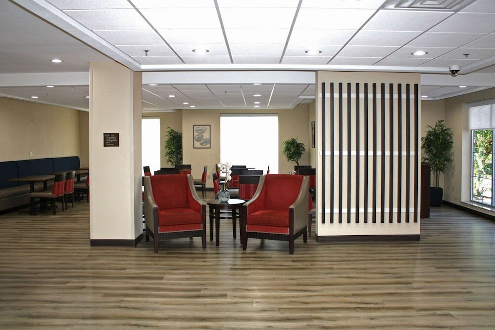 Фото Comfort Inn & Suites Grenada