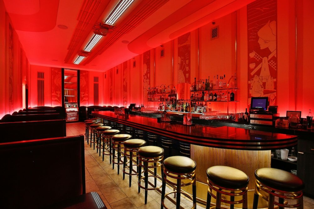 Фото The Oxford Hotel