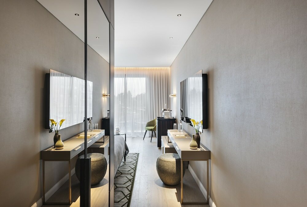 Фото Inbal Jerusalem Hotel