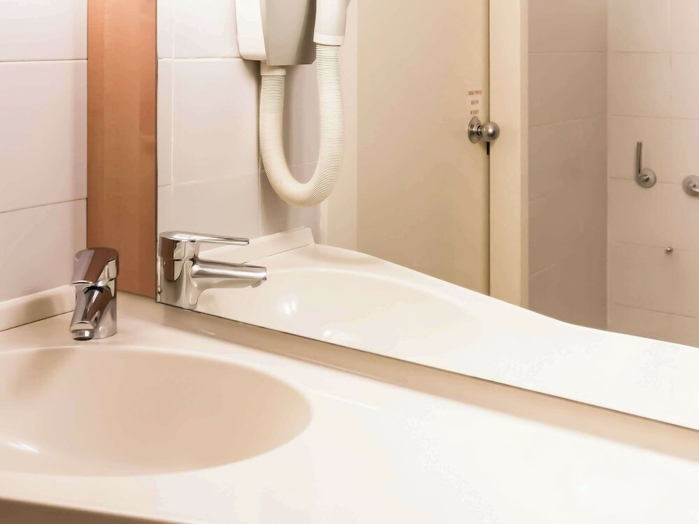 Фото Ibis Evora Hotel