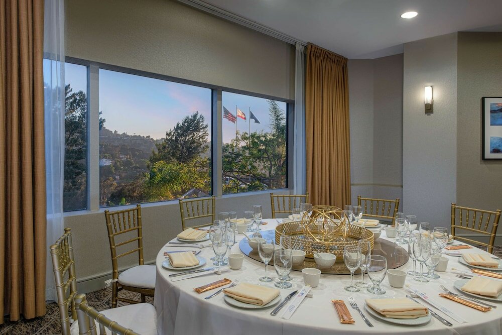 Фото Hilton Los Angeles/Universal City